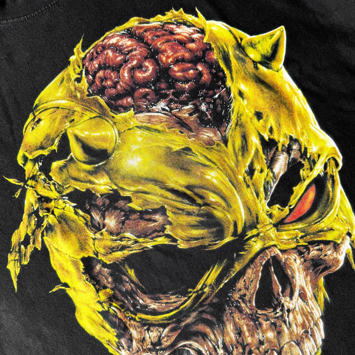 MORBID MURDOCK YELLOW MASK PULLOVER (OFF-BLACK)